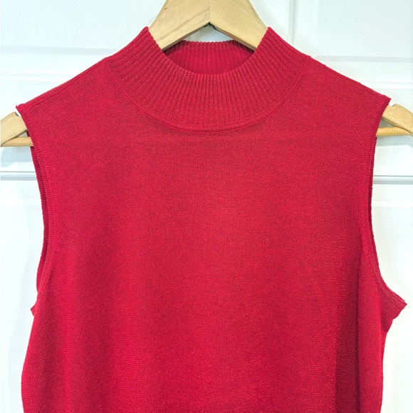 Peter Nygard Red Sleeveless Mock Neck Sparkly Top Holiday Festive Glam Glitter - Picture 4 of 11
